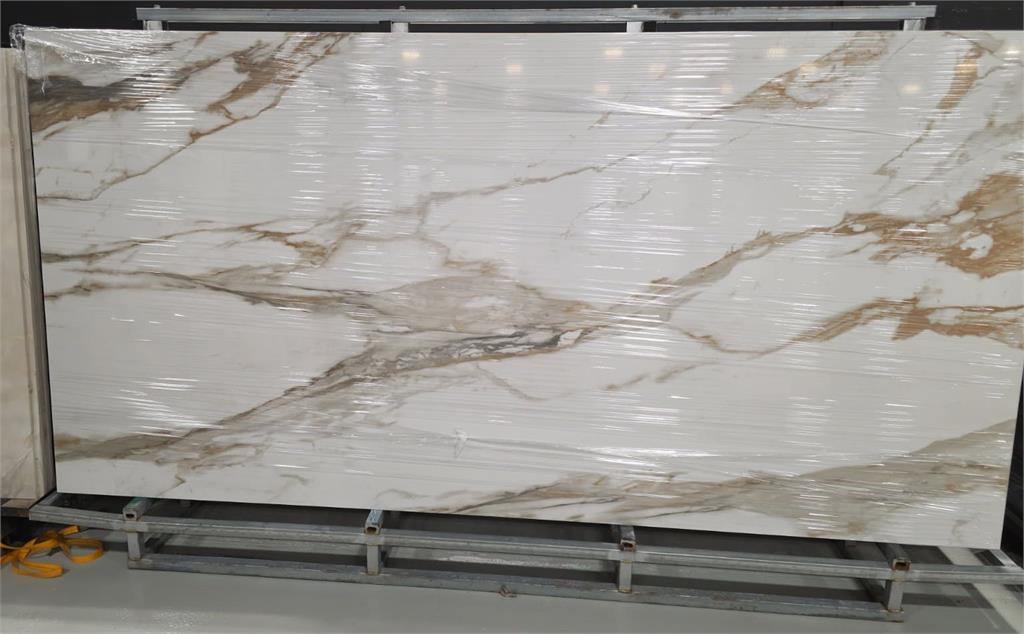 ANTIQUE WHITE D